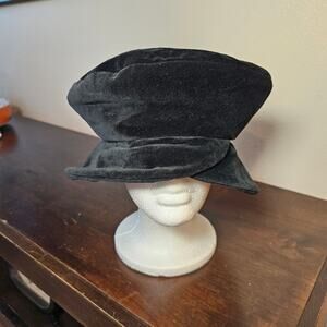 Liz Claiborne Women's Velvet Hat